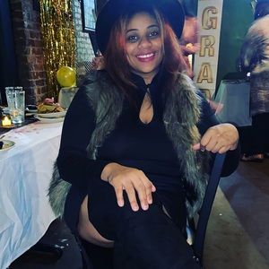 Meet your Posher, Constance